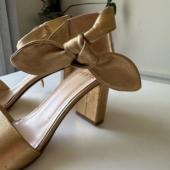 Festa Made in Italy Block Sandal Shoes Open Toes in Gold Size EU 37 1/2 - Picture 3 of 16